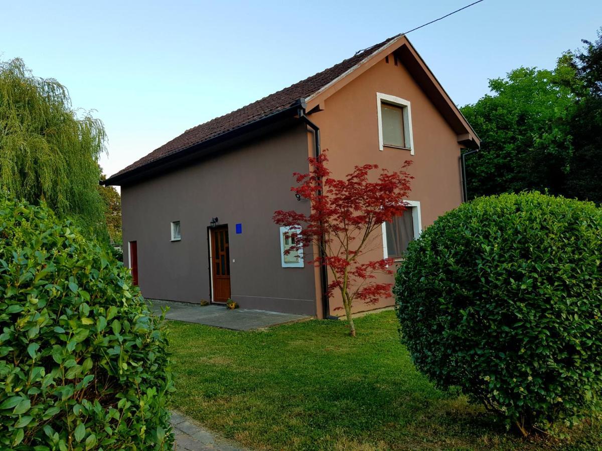 Kuca Za Odmor Rubic Villa Vinkovci Exterior foto
